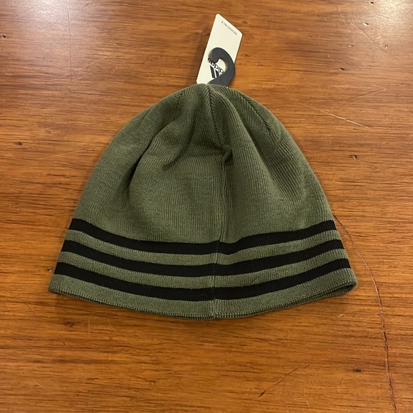 Adidas M Eclipse Reversible Beanie green Winter Hat Mens Womens Unisex One Size - Picture 2 of 5